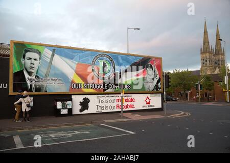 13.07.2019, Belfast, Irlande du Nord, Grande-Bretagne - fresque politique, Falls Road, catholique à l'Ouest de Belfast. Les peintures murales ont été peintes en signe de protestation et sont Banque D'Images