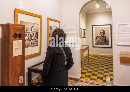 Intérieur de maison de la photographie La Maison de la Photographie, Marrakech, Maroc. Banque D'Images