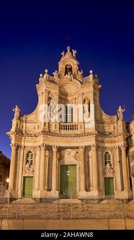 Basilique della Collegiata. Catane Sicile Italie Banque D'Images