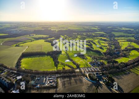 Photo aérienne, golf club Hösel,bunker, buissons, verts, golfeur, Heiligenhaus, Ruhr, Rhénanie du Nord-Westphalie, Allemagne, DE, l'Europe, les oiseaux-lunettes de vue, un Banque D'Images