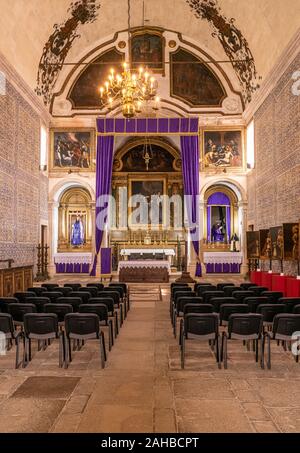Obidos, Portugal - 20 août 2019 de l'intérieur de Igreja de Santa Maria dans la ville fortifiée d'Obidos au Portugal Banque D'Images