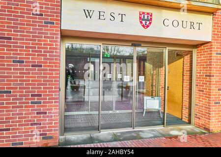 Entrée de cour Ouest à Jesus College, Université de Cambridge, Angleterre. Banque D'Images