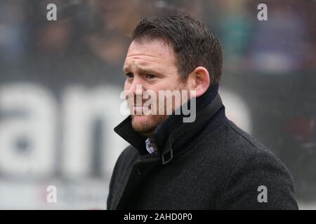 Sutton, Royaume-Uni. 28 Dec, 2019. Darren Sarll manager de Yeovil Town pendant le match de championnat national de Vanarama entre Sutton United et Yeovil Town au stade communautaire Chevaliers, Gander Green Lane, Sutton le samedi 28 décembre 2019. (Crédit : Jacques Feeney | Crédit : MI News & Sport /Alamy Live News Banque D'Images