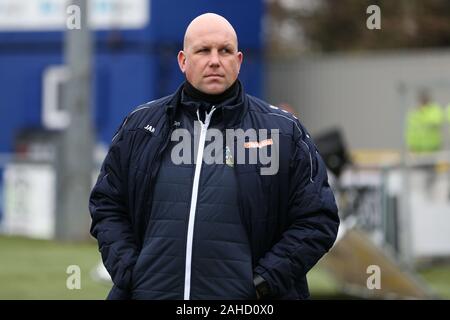 Sutton, Royaume-Uni. 28 Dec, 2019. Matt Gray Gestionnaire de Sutton United au cours de l'Vanarama National League match entre Sutton United et Yeovil Town au stade communautaire Chevaliers, Gander Green Lane, Sutton le samedi 28 décembre 2019. (Crédit : Jacques Feeney | Crédit : MI News & Sport /Alamy Live News Banque D'Images