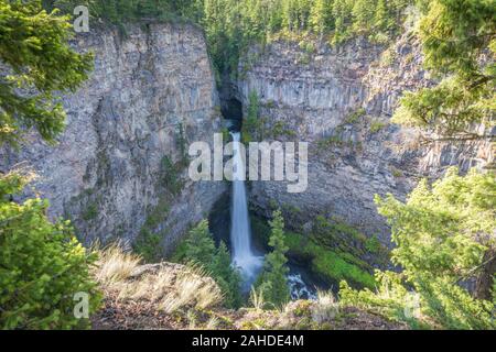 Spahats Creek Falls au parc provincial Wells Gray, Canada Banque D'Images