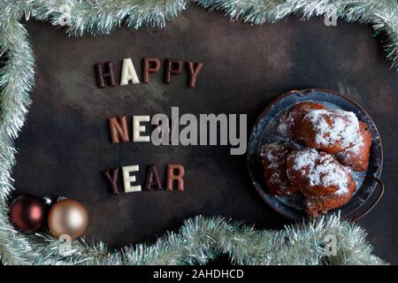 Dutch oliebollen dougnut ou avec des boules de sucre pour le Nouvel An Banque D'Images