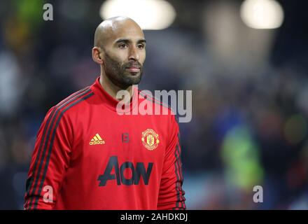 Turf Moor, Burnley, Lancashire, Royaume-Uni. 28 Dec, 2019. Premier League anglaise de football, Manchester United contre Burnley gardien substitut ; Lee Grant de Manchester United - strictement usage éditorial uniquement. Pas d'utilisation non autorisée avec l'audio, vidéo, données, listes de luminaire, club ou la Ligue de logos ou services 'live'. En ligne De-match utilisation limitée à 120 images, aucune émulation. Aucune utilisation de pari, de jeux ou d'un club ou la ligue/player Crédit : publications Plus Sport Action/Alamy Live News Banque D'Images