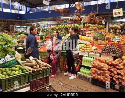 Paloquemao marché de fruits, Bogota, Colombie Banque D'Images