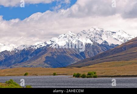 Le mont Arrowsmith et le lac Clearwater en Nouvelle Zélande Banque D'Images