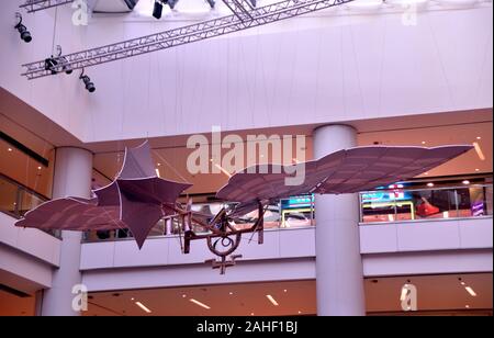 Modèle de l'Aigle mécanique dans le programme Leonardo da Vinci 500e anniversaire du salon à Hong Kong Banque D'Images