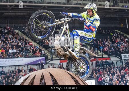 SHEFFIELD, Angleterre - le 28 décembre, la paix Jack UK (Sherco) sur la planète pendant le 25e anniversaire à l'essai Sheffield Indoor Arena Sheffield, FlyDSA le samedi 28 décembre 2019. (Crédit : Ian Charles | MI News) Credit : MI News & Sport /Alamy Live News Banque D'Images