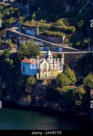 Chapelle de Senhor de Alem, elevated view, Vila Nova de Gaia, Porto, Portugal Banque D'Images