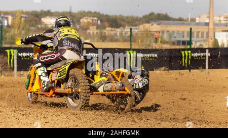 24 octobre 2019 L'Ukraine Irpen : World Motocross Championship sur des motos avec une poussette Banque D'Images