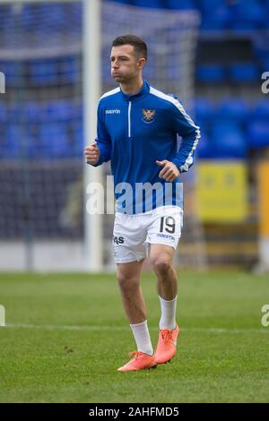 Perth, Ecosse, Royaume-Uni. Perth, Ecosse, Royaume-Uni. 29 décembre 2019 ; McDairmid Park, Perth, Perth et Kinross, Scotland, Scottish Premiership Football, St Johnstone contre Ross County ; Jason Holt de St Johnstone au cours de l'échauffement avant le match - usage éditorial : Action Crédit Plus Sport Images/Alamy Live News Crédit : Action Plus de Sports/Alamy Live News Banque D'Images