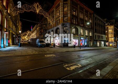 Oslo, Norvège - décorations de Noël dans la ville la nuit Banque D'Images