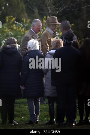 Raeren, UK. Dec 29, 2019. Le Prince Charles (Prince de Galles), et de la princesse Anne, la Princesse Royale, arriver à l'église comme la reine Elizabeth II assiste à l'Eglise Sainte-marie Madeleine de dimanche matin à Sandringham. La reine Elizabeth II assiste à l'église, Sandringham, Norfolk, le 29 décembre 2019. Crédit : Paul Marriott/Alamy Live News Banque D'Images