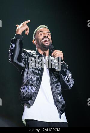 Craig David divertit un sold out les 2019 Hits Live event à Birmingham. Banque D'Images