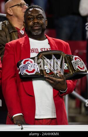 Glendale, AZ U.S. 28 Dec, 2019. A. Ohio State Buckeyes fans au cours de la Fiesta Bowl PlayStation NCAA Football jeu entre Ohio State Buckeyes et le Clemson Tigers 29-23 perdu au stade de State Farm, Glendale AZ Thurman James/CSM/Alamy Live News Banque D'Images