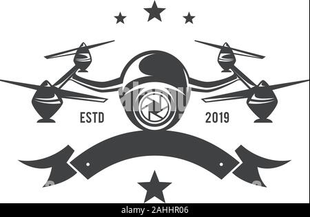 Vintage Design vecteur drone emblème concept design. Symbole de l'élément de conception de drones. Illustration vecteur EPS EPS.8.10 Illustration de Vecteur