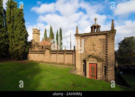 Scarzuola di Montegiove (Ombrie, Italie) - Un ancien sanctuaire catholique dans le pays d''Ombrie, à l'intérieur qui est l'idéal de la ville ésotérique Banque D'Images