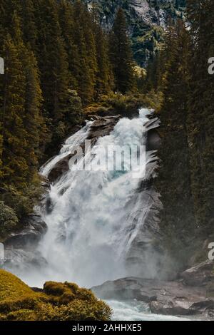 Cascades Krimmler dans les Alpes, Autriche Banque D'Images