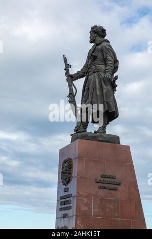 Irkoutsk, RUSSIE - 08 septembre 2019 : Monument aux fondateurs de la ville d'Irkutsk, sur les rives de la rivière Angara. Banque D'Images