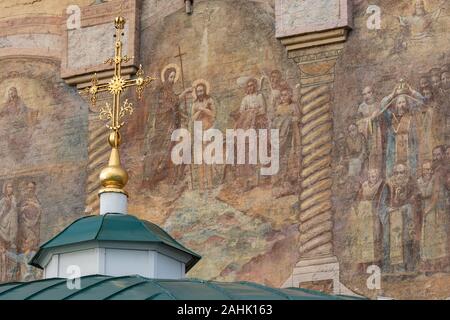 Irkoutsk, RUSSIE - 08 septembre 2019 : l'église de Chist Spasskaya du Sauveur dans le centre de ville d'Irkoutsk est l'un des plus anciens bâtiment en pierres d'Irkut Banque D'Images