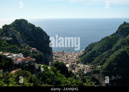 Vu de l'Amalfi Pontone Banque D'Images