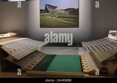 Modèle du stade municipal de Braga. Exposition des oeuvres de l'architecte Souto Moura dans la Maison de l'Architecture à Matosinhos, Portugal. Banque D'Images