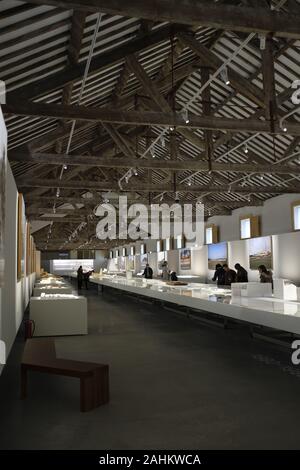 Exposition des oeuvres de l'architecte Souto Moura dans la Maison de l'Architecture à Matosinhos, Portugal. Banque D'Images