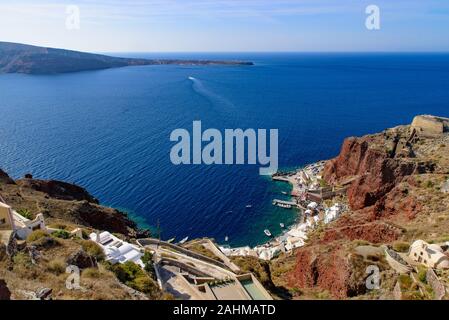 Vue sur Mer de l'île de Santorin, Grèce Banque D'Images