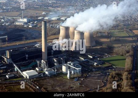 Vue aérienne de la centrale électrique Fiddlers Ferry, Warrington, Cheshire, Royaume-Uni Banque D'Images