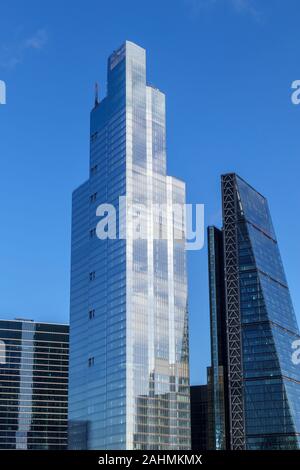 Avis de maintenant terminé 100 Bishopsgate, un nouveau bloc de bureau moderne, dans la ville de Londres quartier financier plus grand que les Cheesegrater Banque D'Images