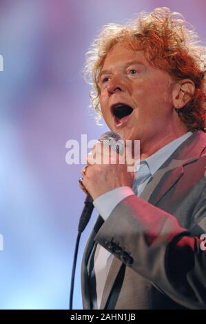 Vérone Italie 09/07/2007 : Mick Hucknall de Simply Red en concert au cours de l'événement musical Festivalbar '2007'. Banque D'Images