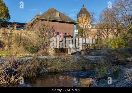 Viersen-Brueggen - Vue de moulin à eau, au Nord Westphalie Rnine, Allemagne, 30.12.2019 Banque D'Images