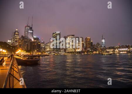 Amérique. 06 Dec, 2019. L'Australie 2019 : Impressions Australie - Novembre/Décembre 2019 - L'horizon de Sydney à aftert | Conditions de crédit dans le monde entier : dpa/Alamy Live News Banque D'Images