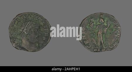 Ancienne cité romaine. Follis (Coin) représentant l'Empereur Licinius. 312 AD. L'Empire romain. Le Bronze Banque D'Images