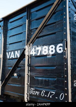 Fruits de fer Van 47886, Didcot Railway Centre, Oxfordshire, England, UK, FR. Banque D'Images