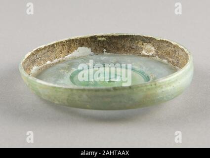 Ancienne cité romaine. Assiette ou plat. 1-AD 400 AD. La Syrie. La technique du verre soufflé, Banque D'Images