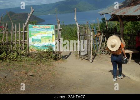 Sur le tourisme haut de volcan Taal, Talisay, province de Batangas, Philippines. Banque D'Images