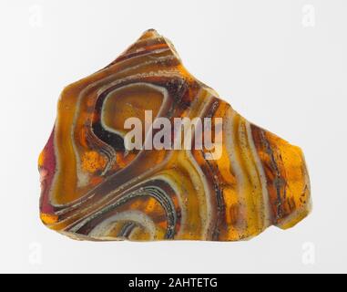 Ancienne cité romaine. Fragment d'un bol. 100 BC-AD 100. L'Empire romain. Glass Banque D'Images