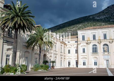 Le complexe de Belvedere à San Leucio, avec l'hôtel particulier royal Bourbons et usine de la Soie au patrimoine mondial de l'Unesco à Caserta, Italie Banque D'Images