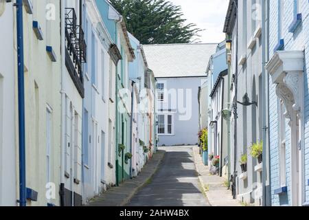 Maisons colorées, Rue Bude, Appledore, Devon, Angleterre, Royaume-Uni Banque D'Images