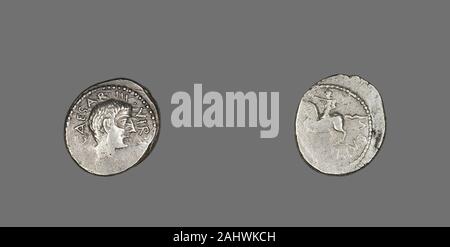 Ancienne cité romaine. Denier (pièce de monnaie) dépeignant Octavian. BC 41. L'Empire romain. Silver Banque D'Images