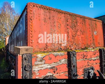 Red Railway Wagon, Hiver, Didcot Railway Center, Oxfordshire, Angleterre, Royaume-Uni, Gb. Banque D'Images