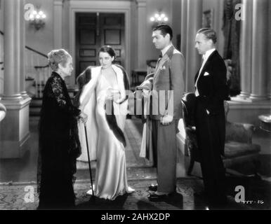 LUCY BEAUMONT NORMA SHEARER Clark Gable et Leslie Howard dans une âme libre directeur 1931 CLARENCE BROWN book Adela Rogers St. robes Gilbert Adrian Metro Goldwyn Mayer Banque D'Images