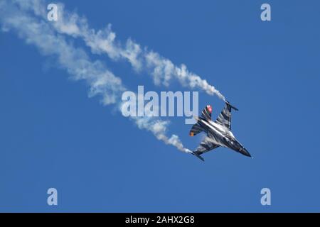 FAIRFORD / Royaume-uni - Juillet 12, 2018 : Belgian Air Force special livery Lockheed F-16AM Fighting Falcon FA-101 fighter jet affichage à l'RIAT Royal I Banque D'Images