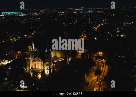 PERTH, AUSTRALIE - Décembre 24th, 2019 : la ville de Perth CBD par nuit d'en haut Banque D'Images