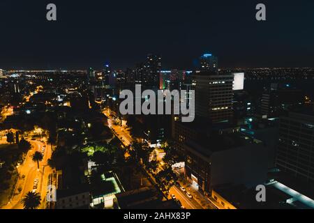 PERTH, AUSTRALIE - Décembre 24th, 2019 : la ville de Perth CBD par nuit d'en haut Banque D'Images