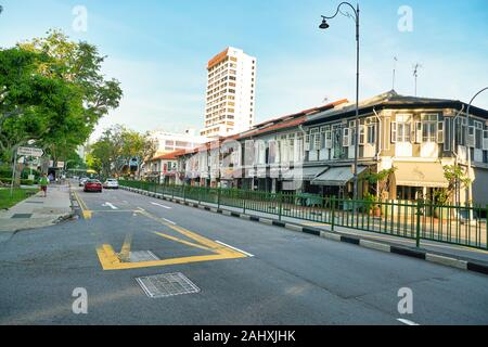 Singapour - CIRCA AVRIL 2019 : avis d'une rue située à Singapour. Banque D'Images